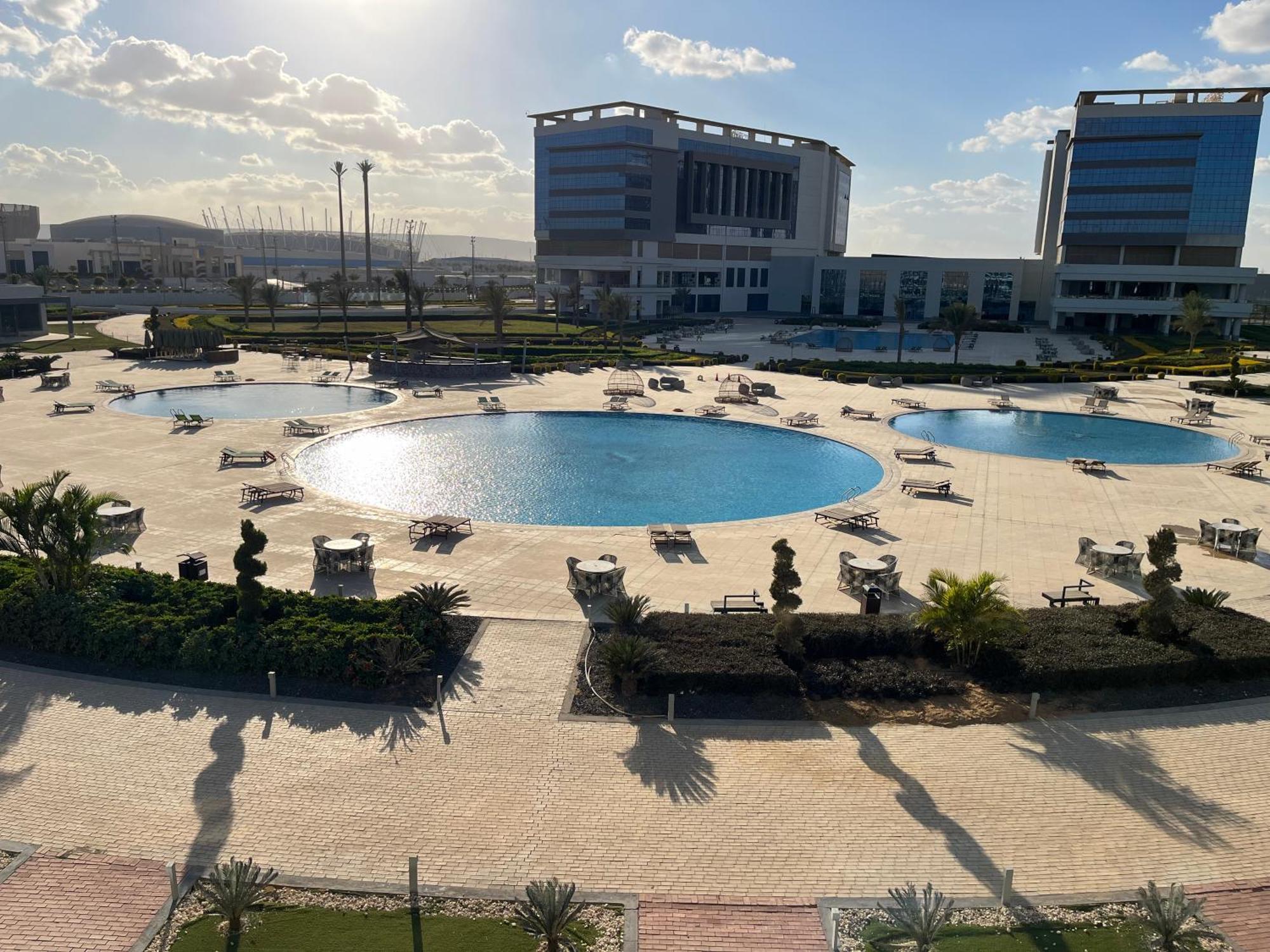Tolip Olympic International City New Cairo Eksteriør billede